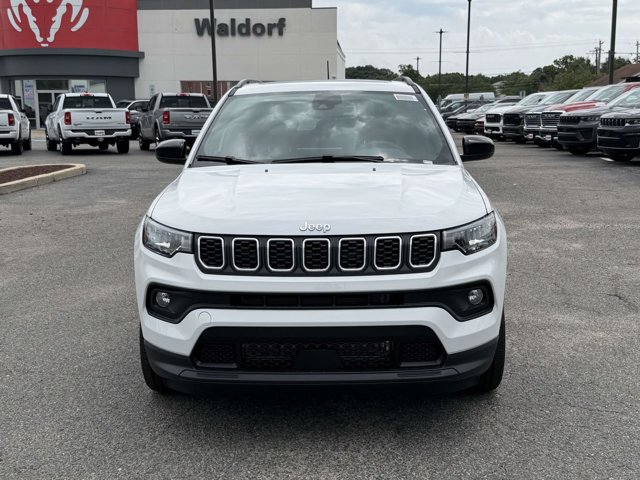 New 2026 Jeep Compass Latitude AWD/4WD image 6