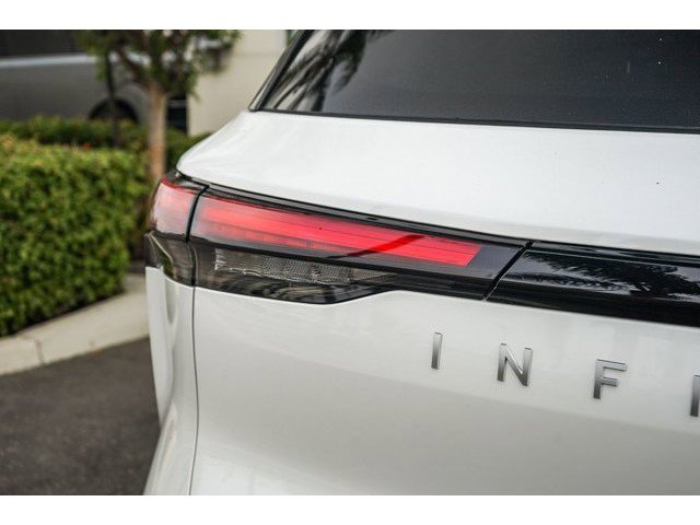 New 2026 INFINITI QX60 Luxe FWD image 7