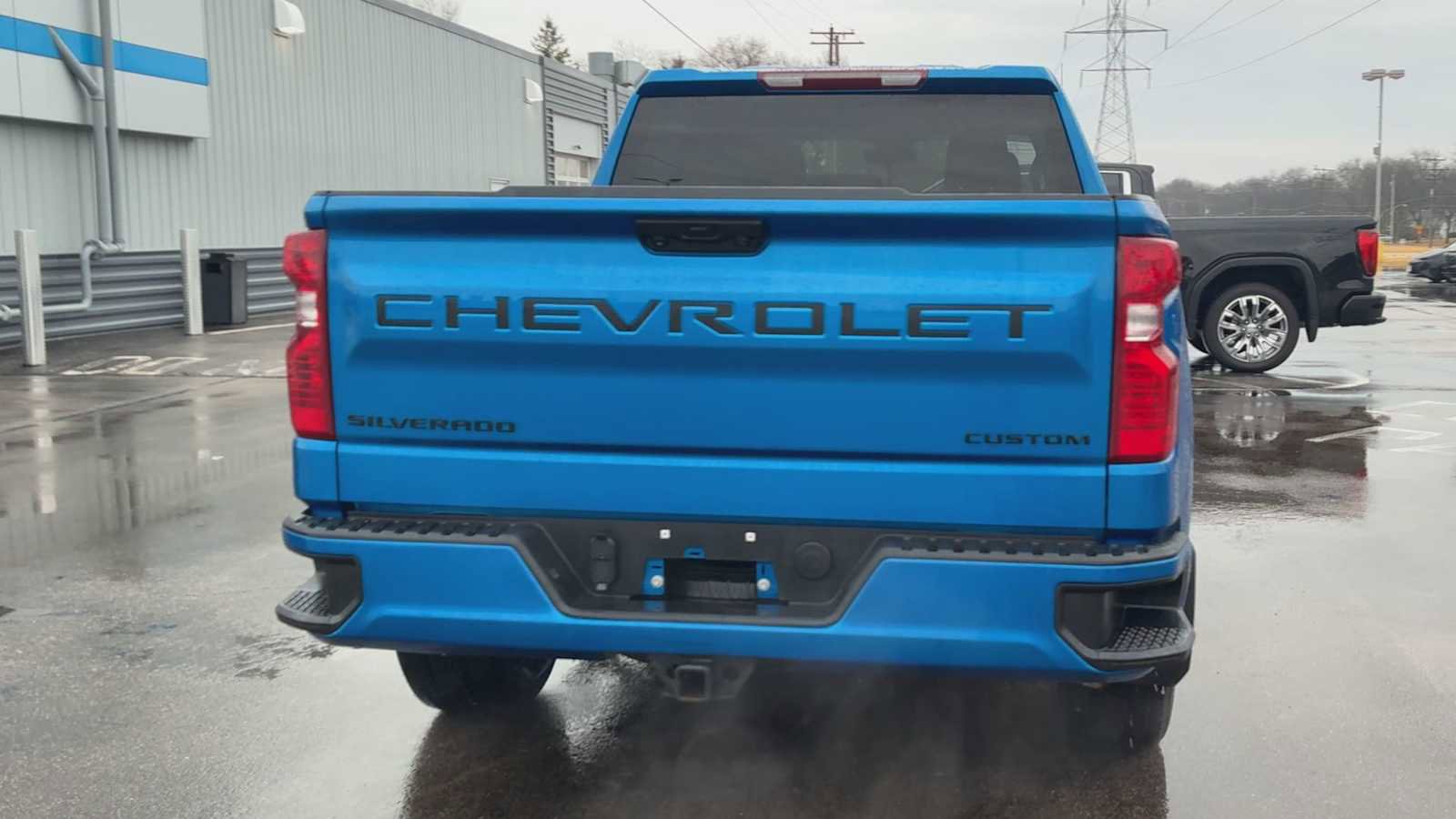 Certified 2023 Chevrolet Silverado 1500 Custom image 3