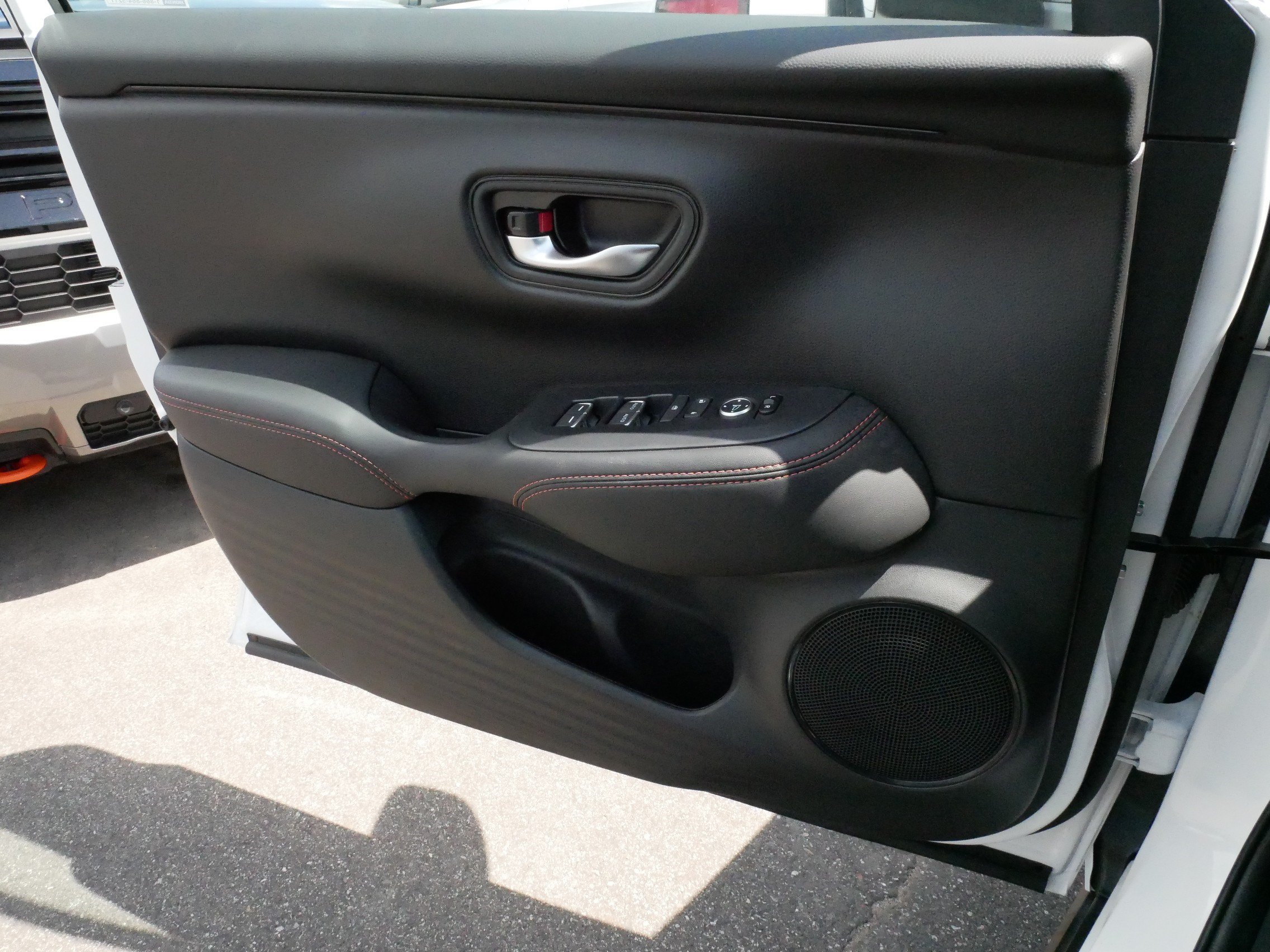 Certified 2026 Honda HR-V Sport image 28