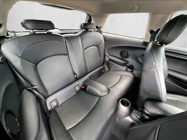 Used 2015 MINI Cooper 2-Door Hardtop FWD image 27