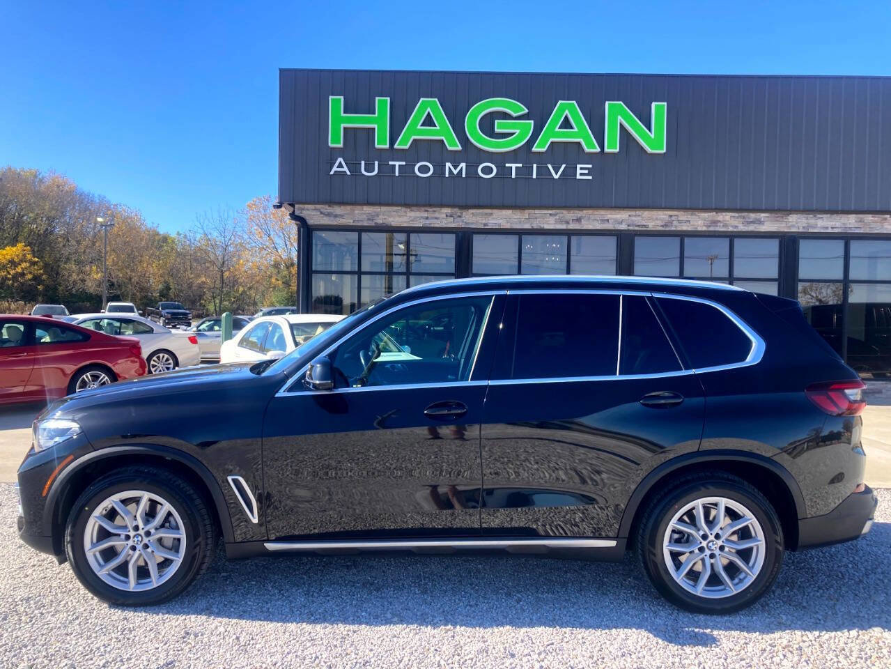 Used 2022 BMW X5 xDrive40i w/ Premium Package image 1