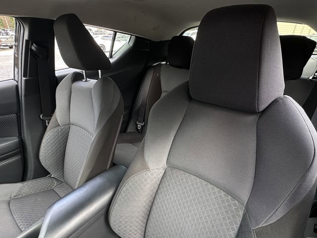 Used 2021 Toyota C-HR LE image 10