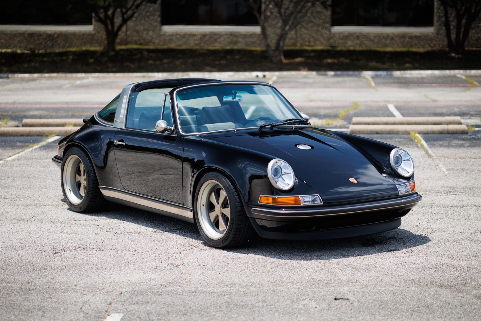 Used 1992 Porsche 911 Targa RWD image 5