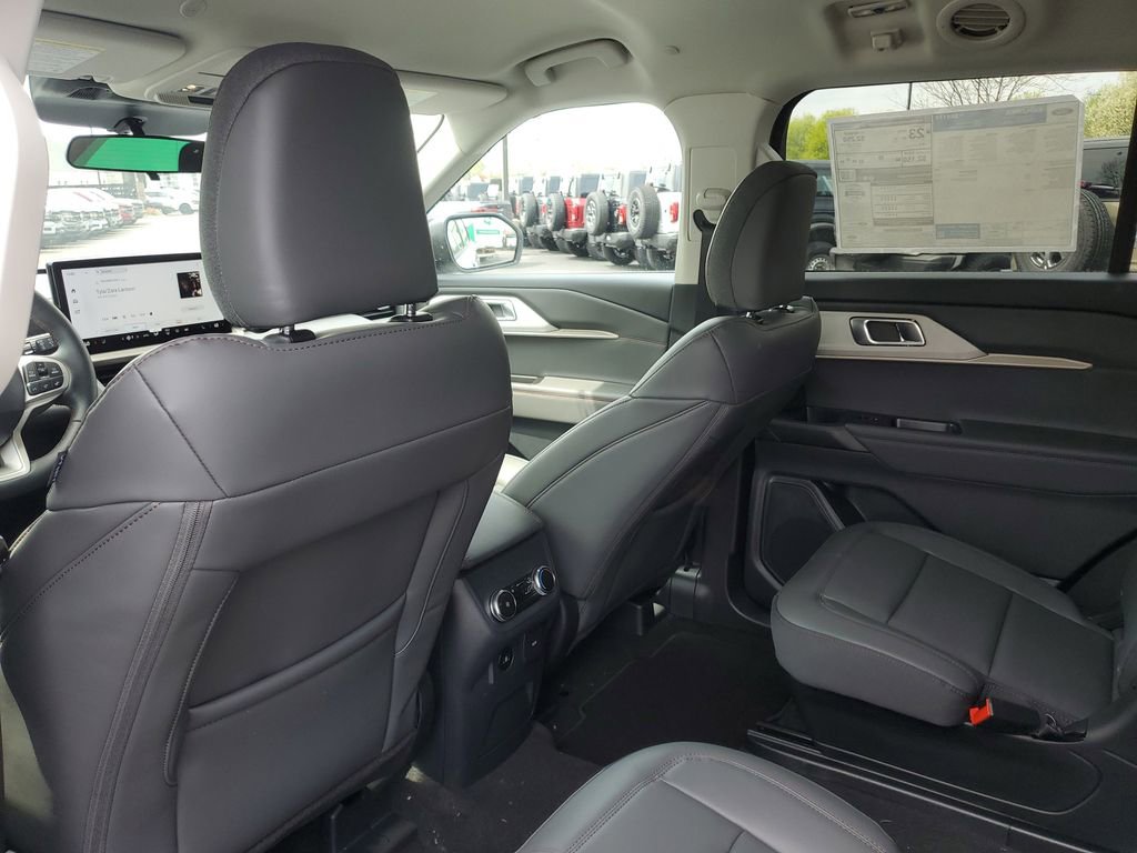 New 2026 Ford Explorer Active AWD/4WD image 29