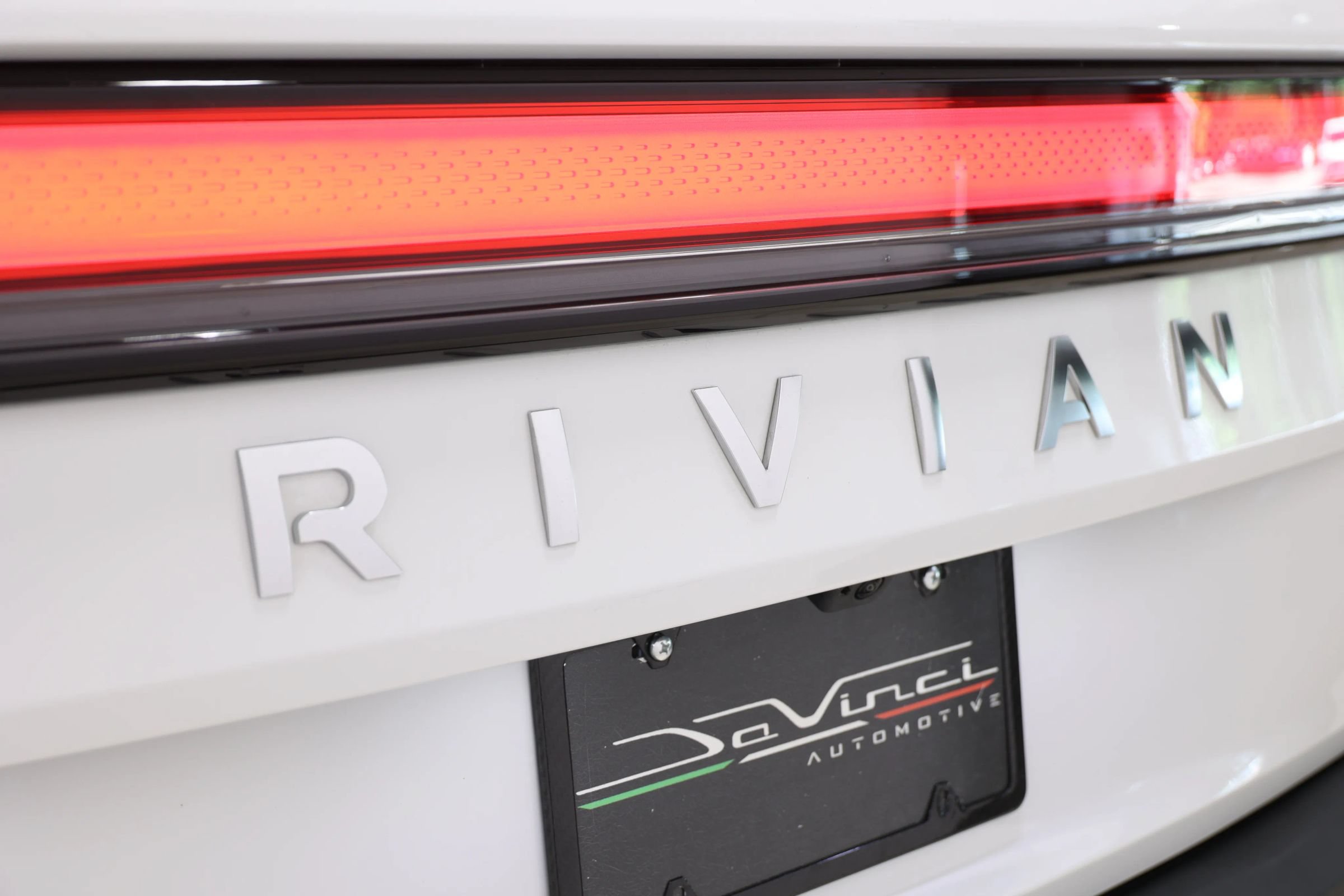 Used 2024 Rivian R1S Adventure Quad AWD/4WD image 76