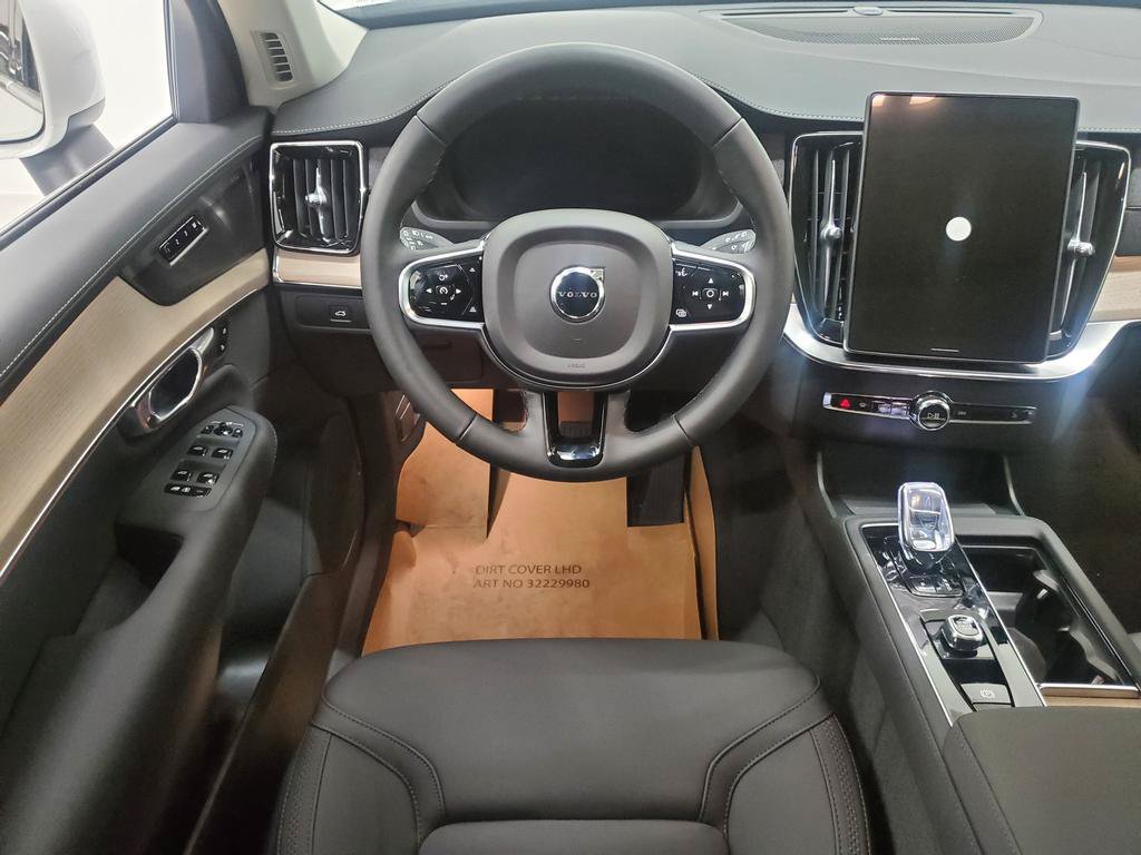 New 2027 Volvo XC90 B6 Plus AWD/4WD image 10