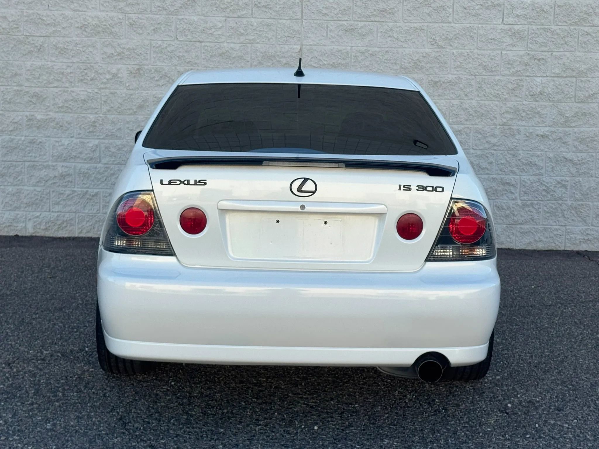 Used 2004 Lexus IS 300 image 7