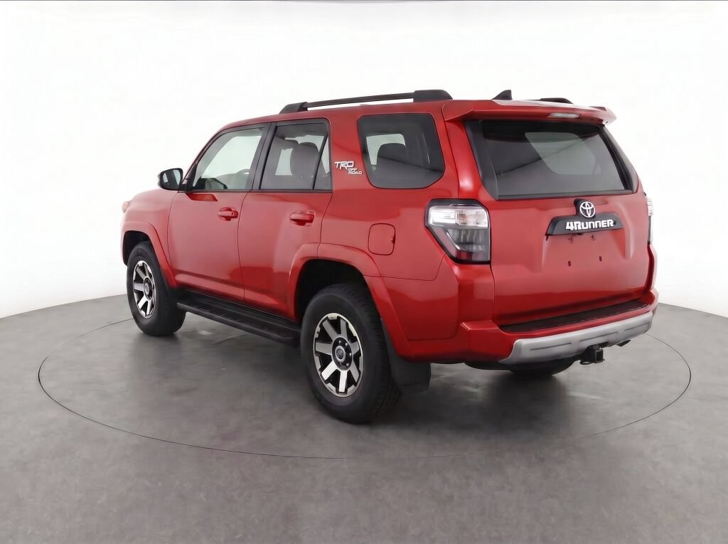 Certified 2023 Toyota 4Runner TRD Off-Road Premium w/ Moonroof Package AWD/4WD image 38