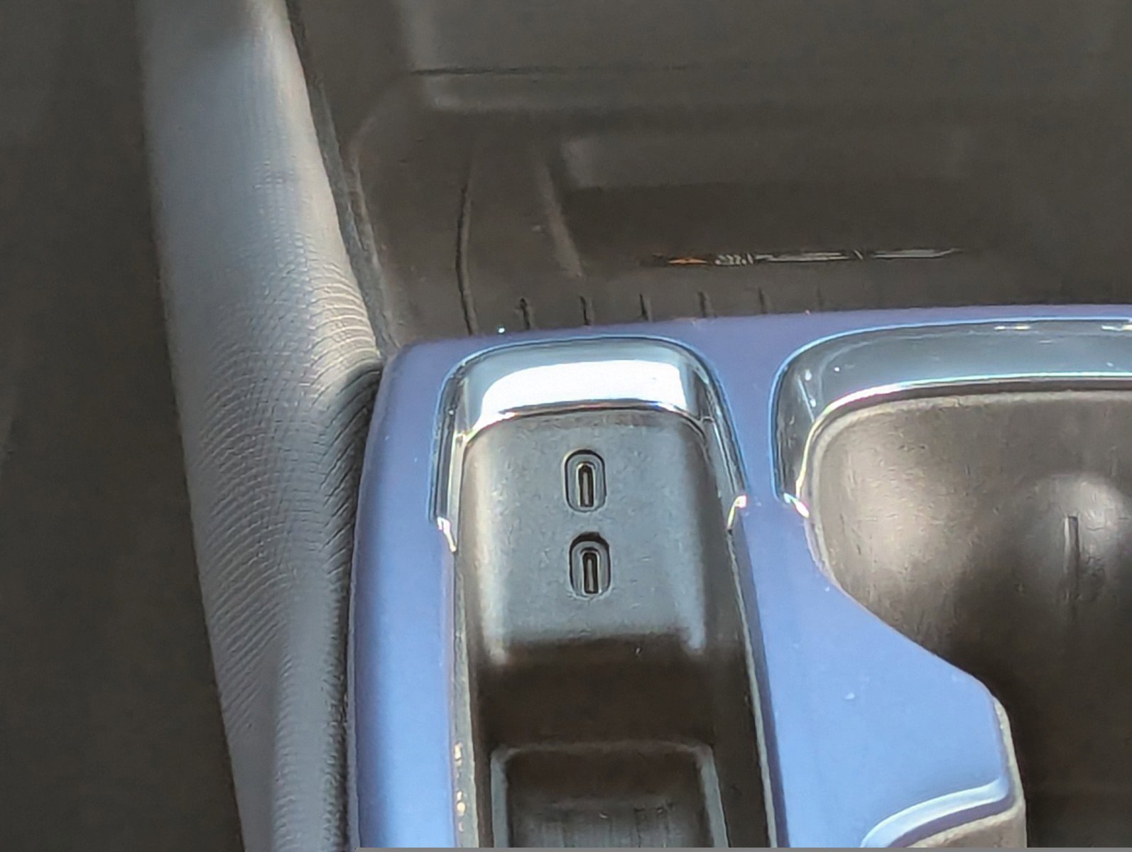 Certified 2025 Chevrolet Equinox EV LT w/ Convenience Package image 22