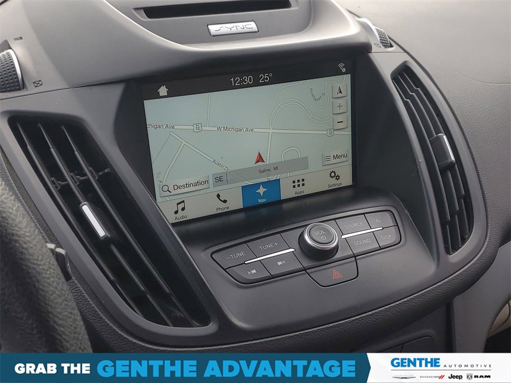 Used 2017 Ford Escape SE w/ Equipment Group 201A image 19