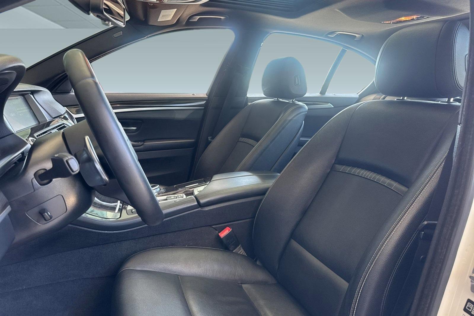 Used 2014 BMW 535i Sedan RWD image 20