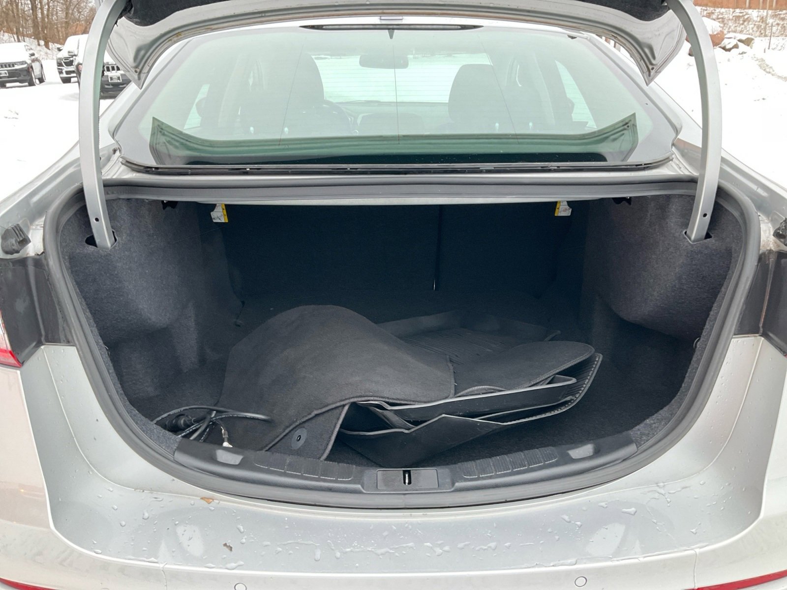 Used 2019 Ford Fusion SE image 36