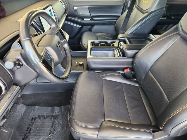 Used 2025 Ford Expedition Tremor AWD/4WD image 4