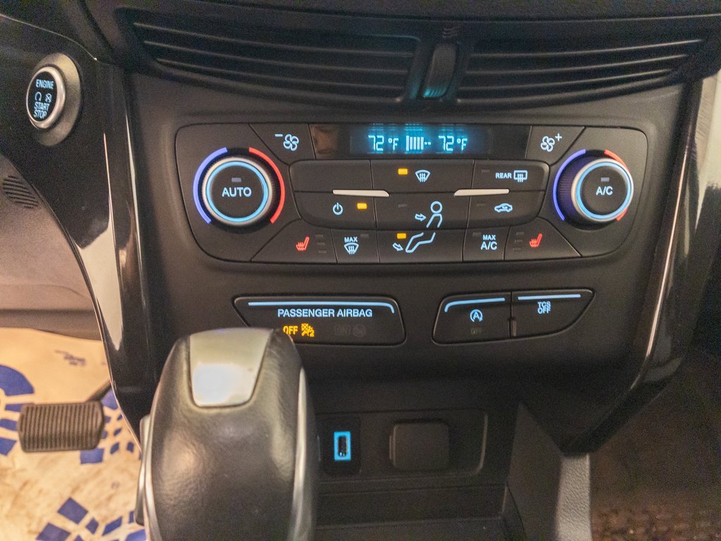 Used 2019 Ford Escape SE image 17