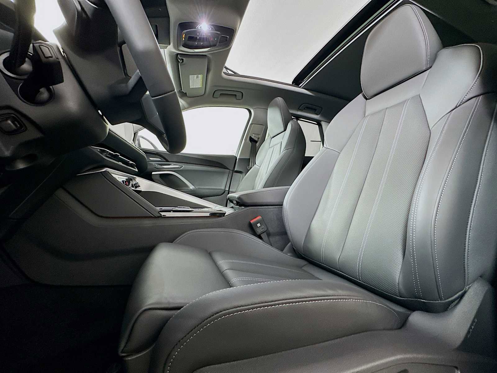 New 2025 Audi Q5 Prestige image 19