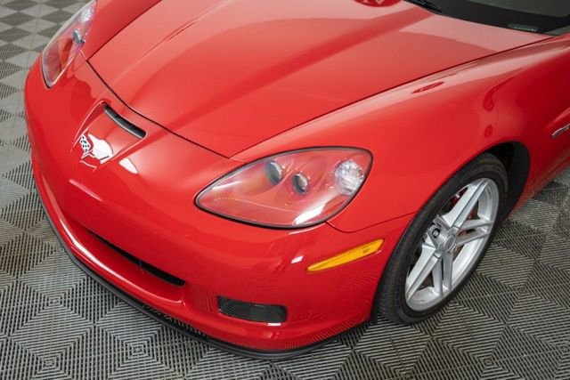 Used 2006 Chevrolet Corvette Z06 w/ Preferred Equipment Group RWD image 21