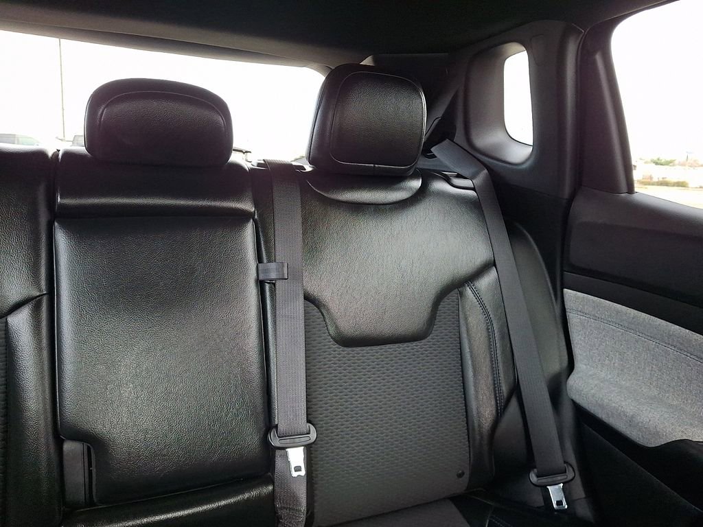 Used 2023 Jeep Compass Latitude image 21