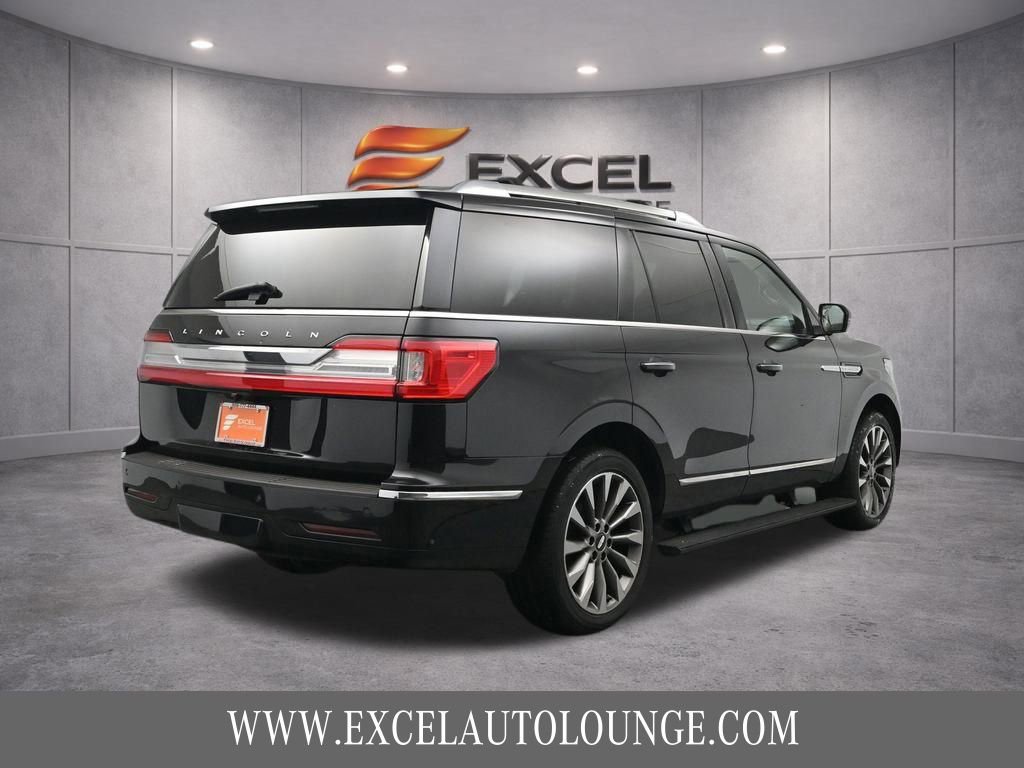Used 2020 Lincoln Navigator Reserve w/ Cargo Convenience Package AWD/4WD image 9