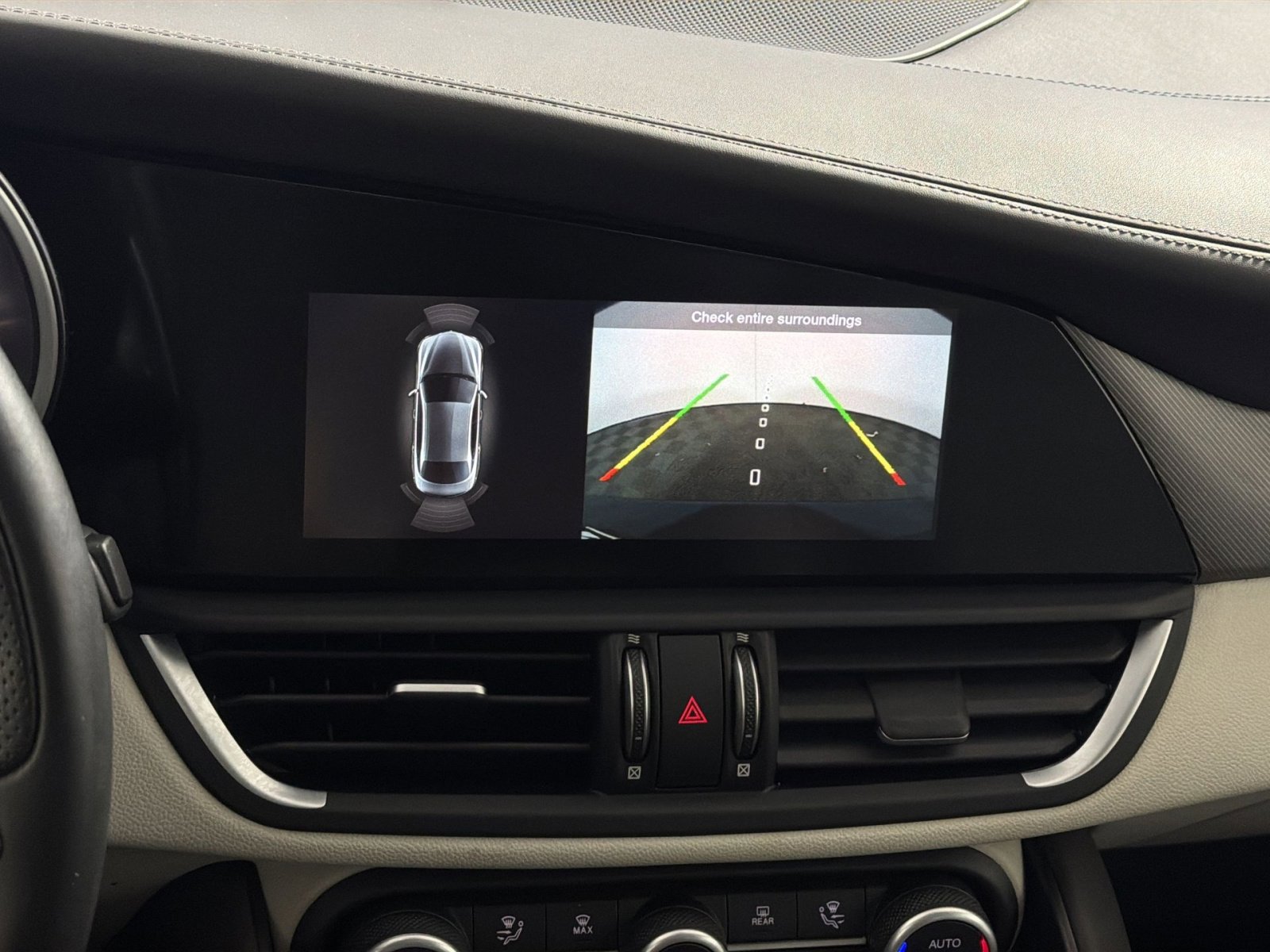 Used 2021 Alfa Romeo Giulia Ti Sport image 18