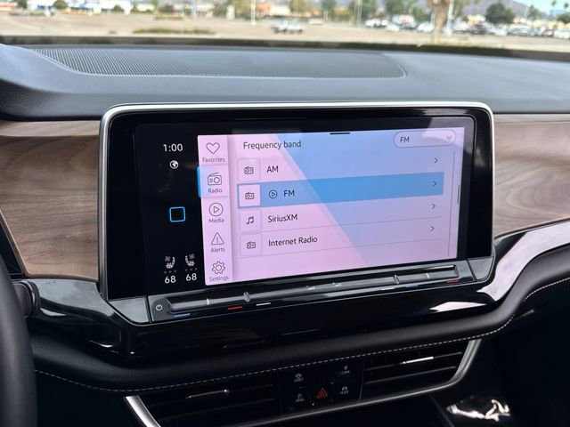 Used 2024 Volkswagen Atlas SE image 11