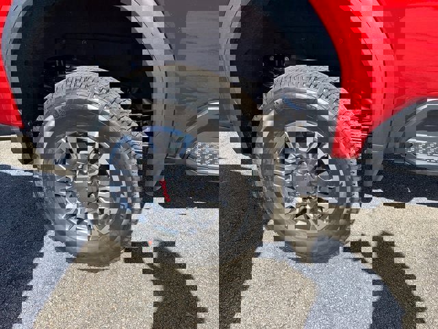 New 2025 GMC Sierra 2500 SLT w/ SLT Convenience Package image 5