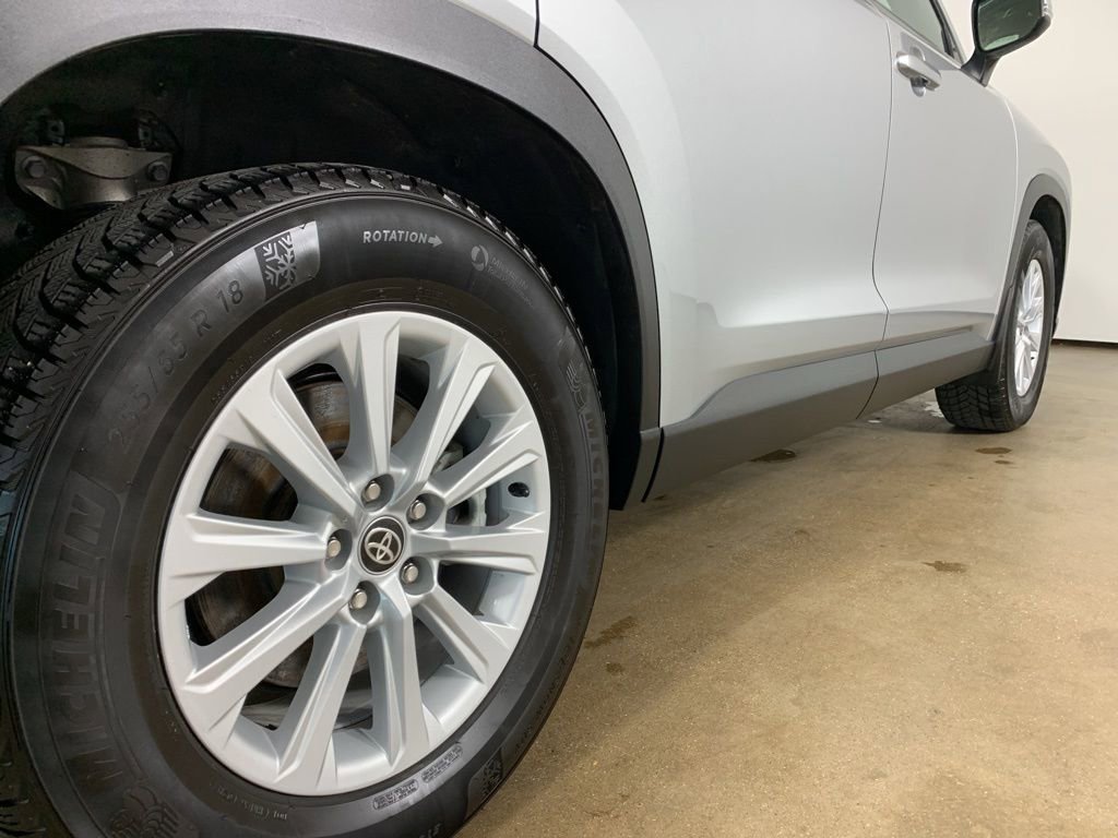 Used 2024 Toyota Grand Highlander AWD Hybrid image 9