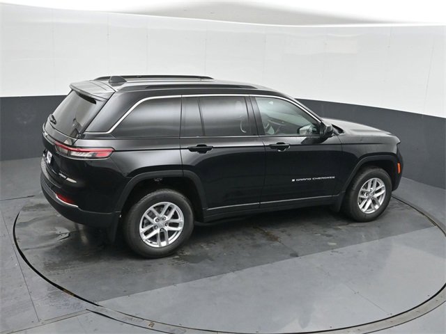 New 2025 Jeep Grand Cherokee Laredo X w/ Luxury Tech Group I image 28