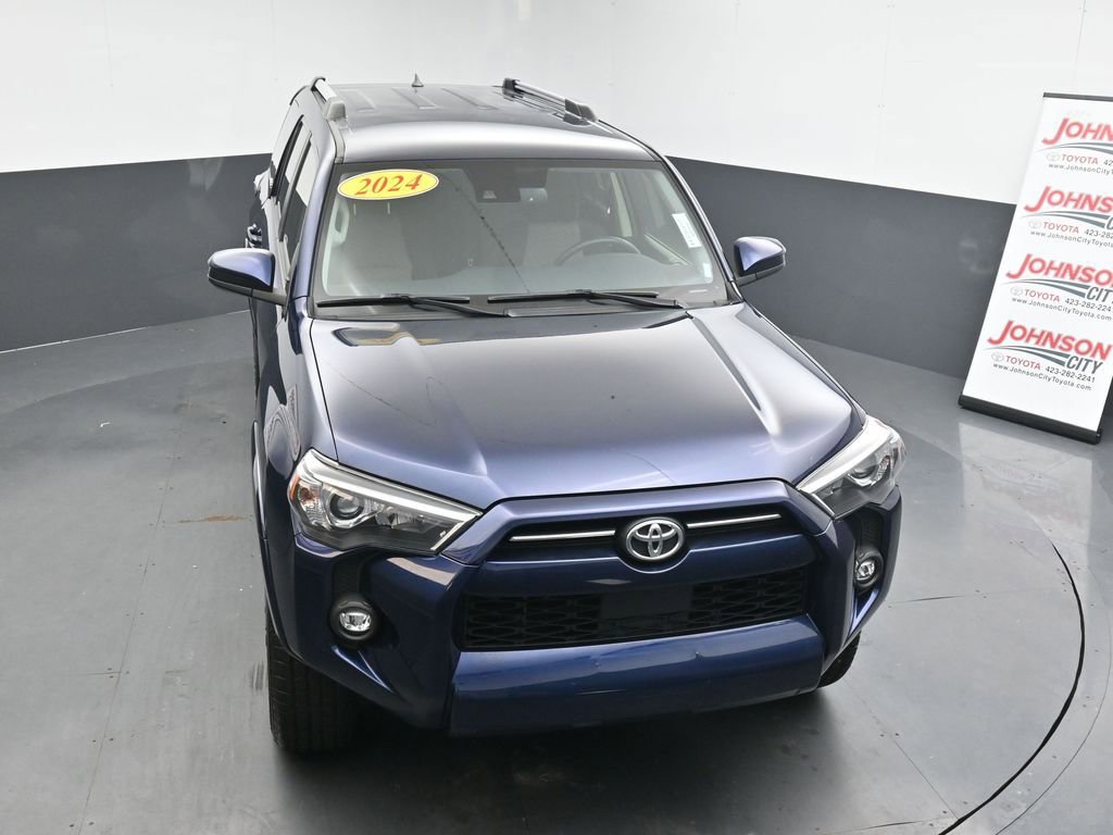 Used 2024 Toyota 4Runner SR5 AWD/4WD image 25