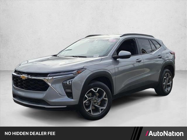 Used 2025 Chevrolet Trax LT