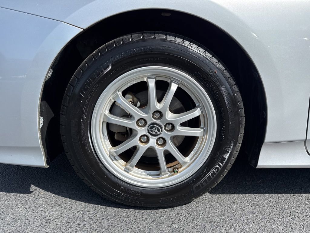 Used 2017 Toyota Prius Two image 30