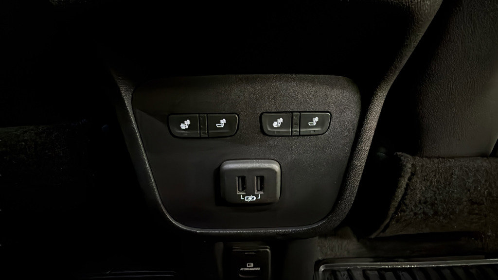 Used 2022 Chevrolet Equinox Premier image 31