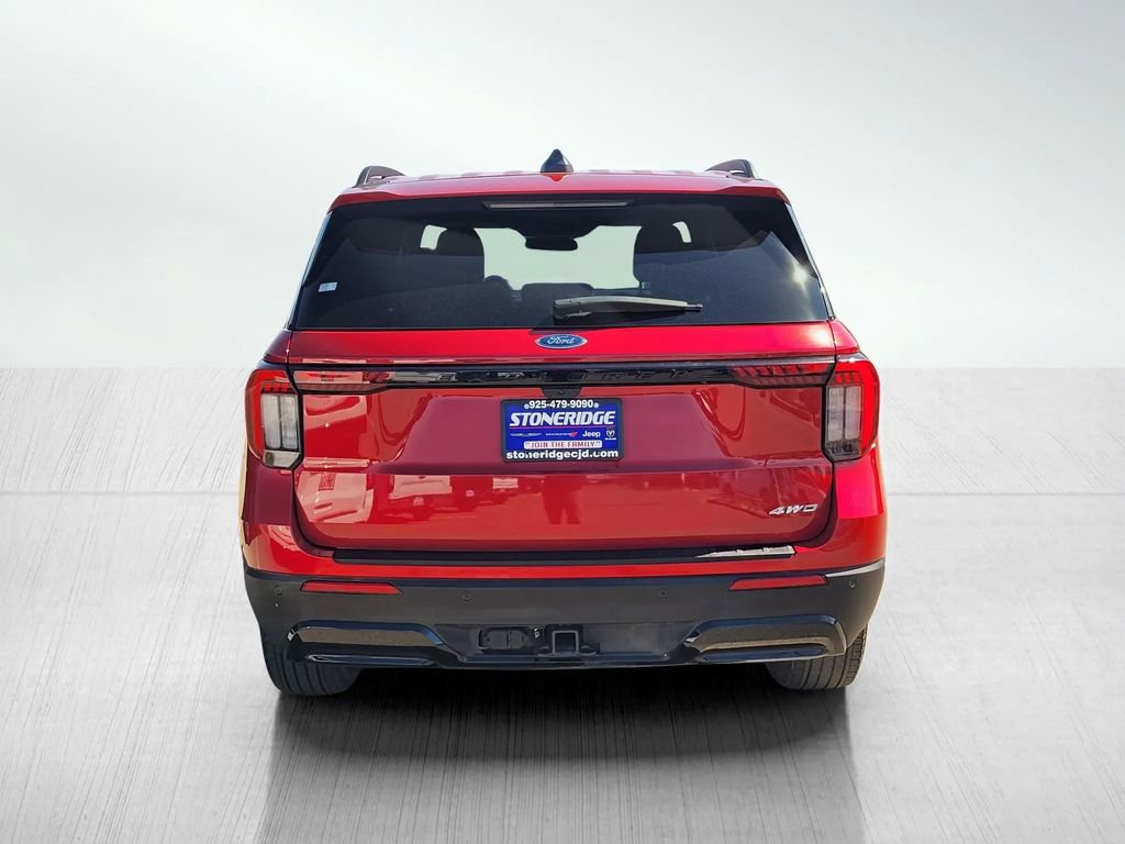Used 2025 Ford Explorer ST-Line image 5
