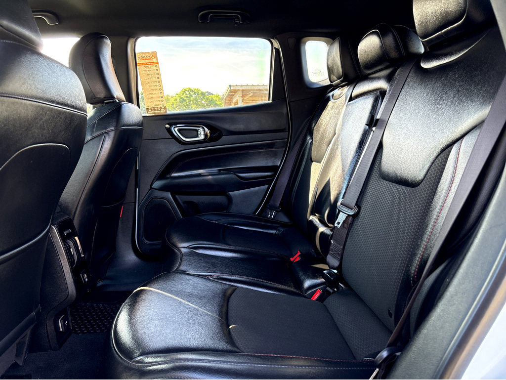 Used 2023 Jeep Compass Trailhawk image 17