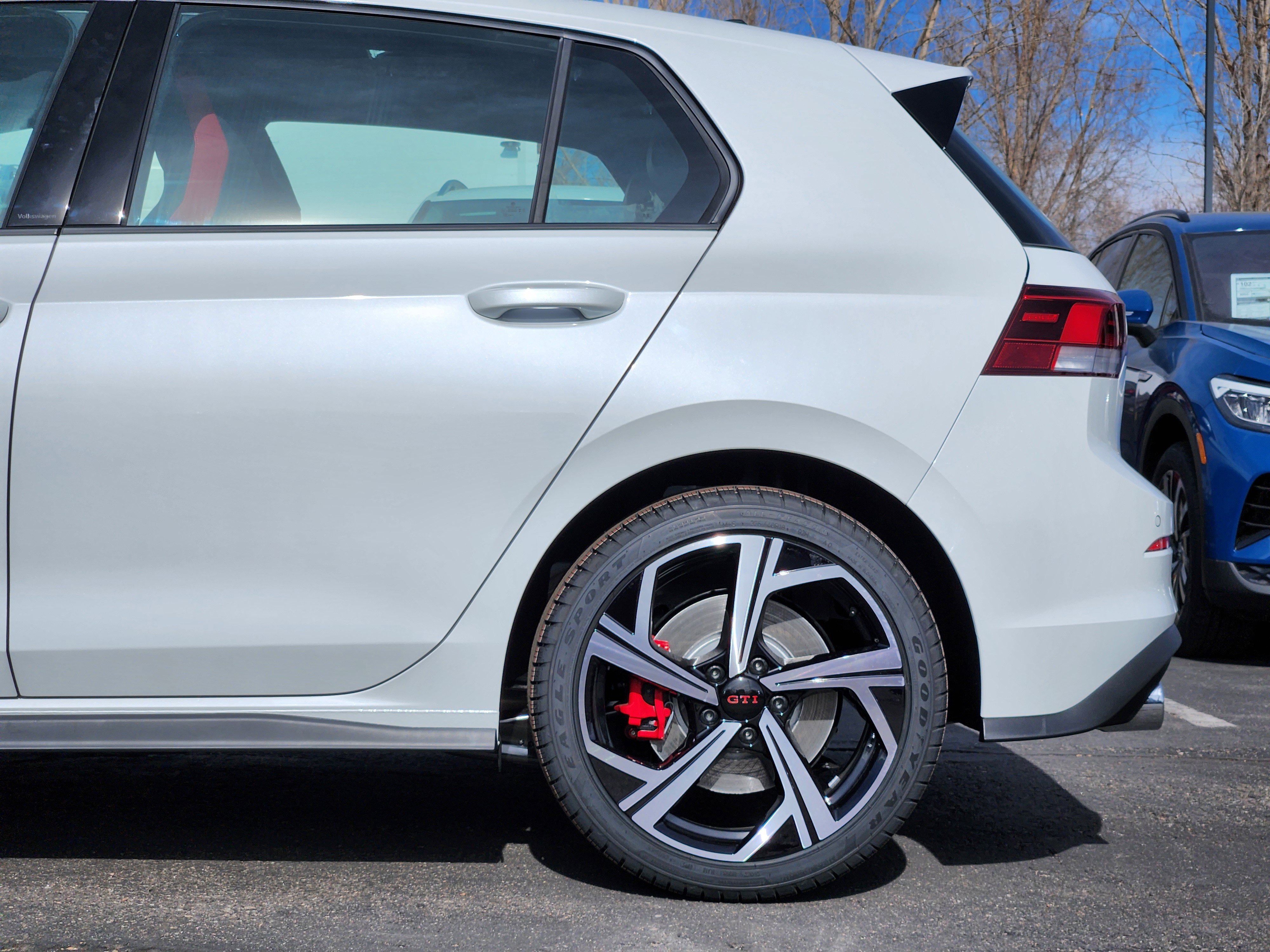 New 2026 Volkswagen Golf SE image 4