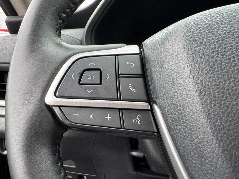 Certified 2024 Toyota Grand Highlander AWD image 16