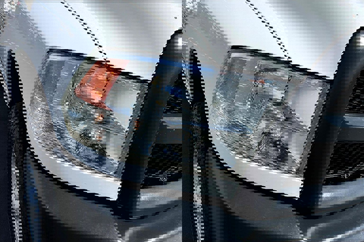 Used 2016 RAM 3500 Tradesman w/ Power & Remote Entry Group image 24