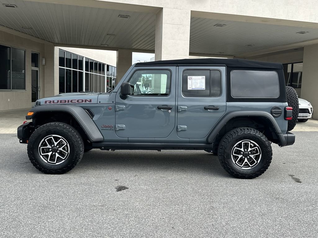 Used 2024 Jeep Wrangler Unlimited Rubicon w/ Safety Group image 4