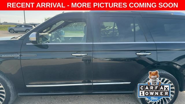 Used 2019 Lincoln Navigator Black Label AWD/4WD image 3