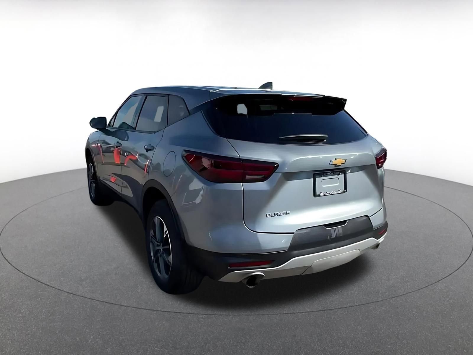 Used 2025 Chevrolet Blazer LT image 11