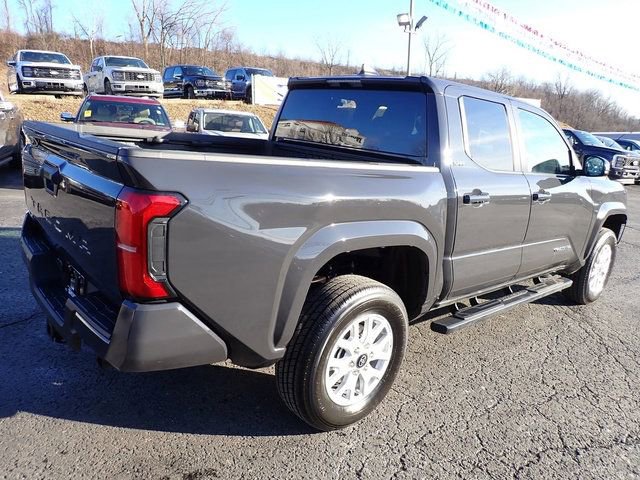 Used 2026 Toyota Tacoma SR5 image 9