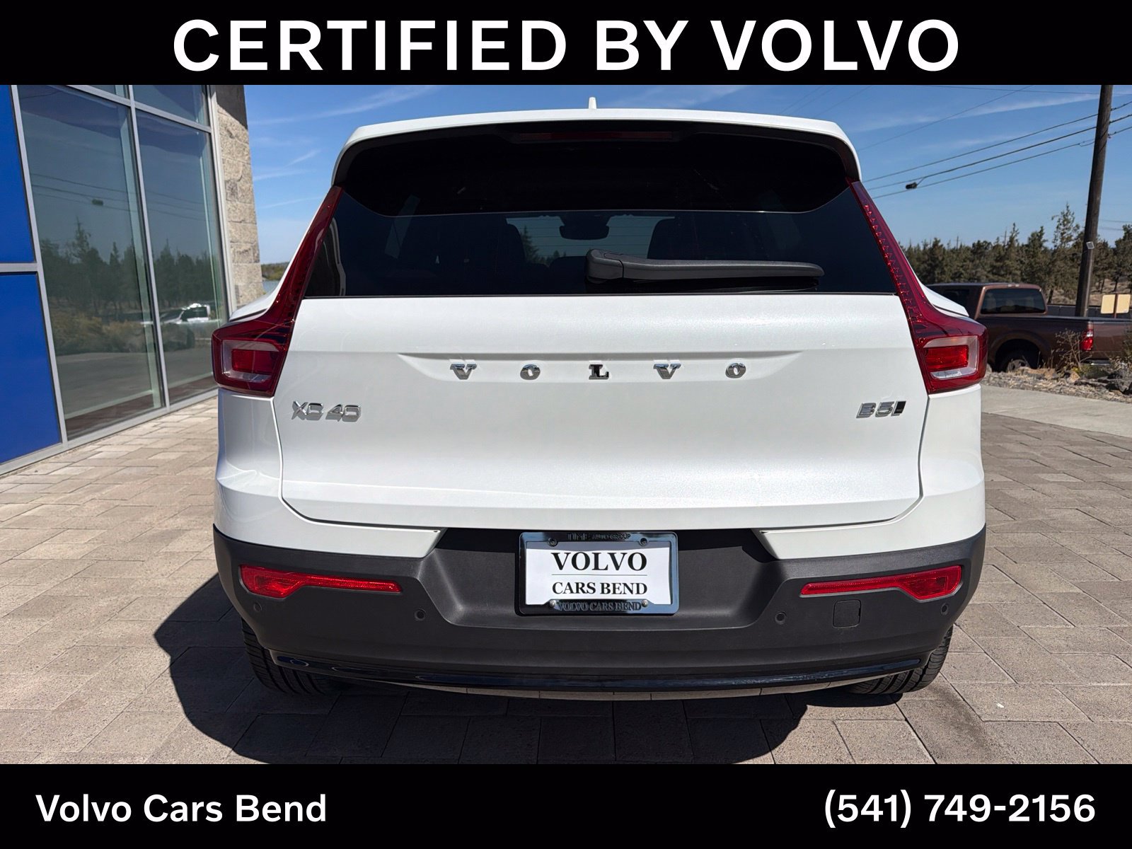 Certified 2026 Volvo XC40 B5 Plus AWD/4WD image 6
