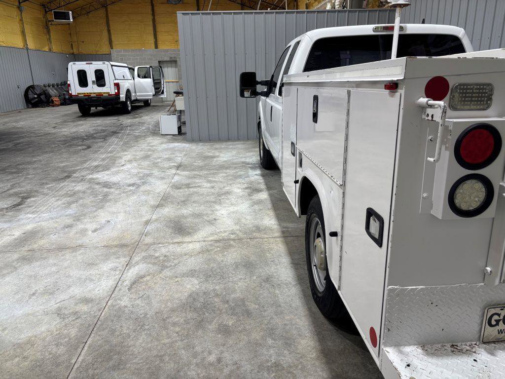 Used 2015 Ford F350 XL image 9