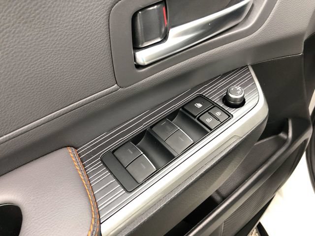 Used 2023 Toyota Sienna XSE FWD image 13