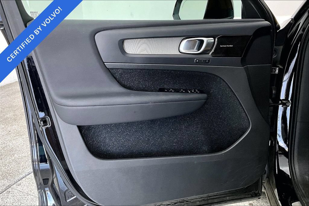 Used 2022 Volvo XC40 T5 Inscription w/ Advanced Package AWD/4WD image 21