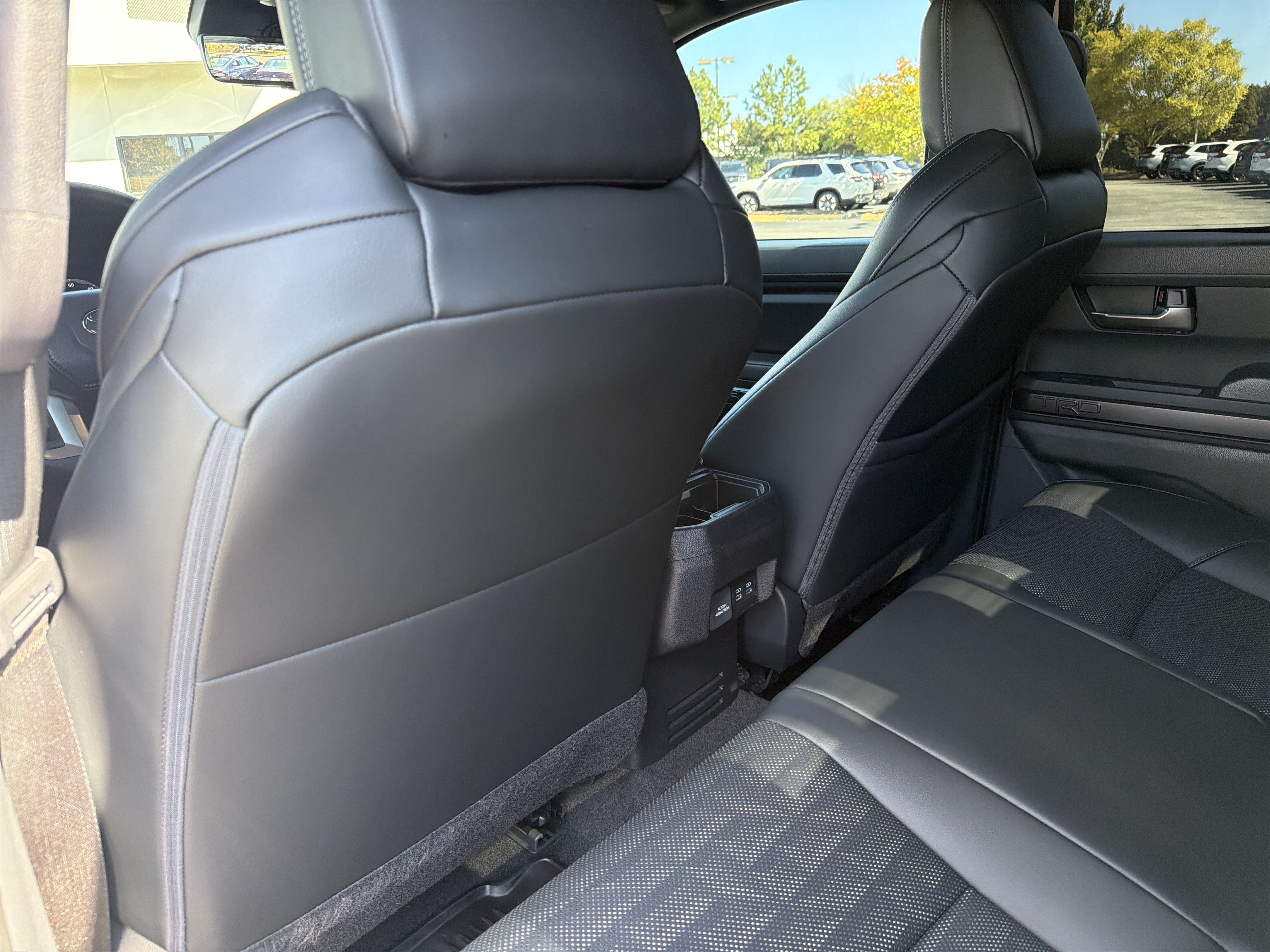 Used 2024 Toyota Tacoma TRD Sport w/ TRD Sport Premium Package AWD/4WD image 23