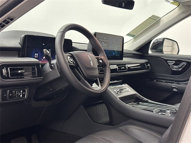 New 2026 Lincoln Aviator AWD image 15