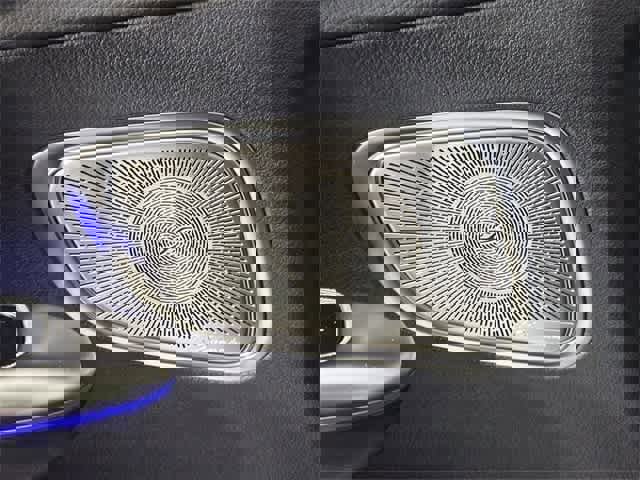 Certified 2025 Mercedes-Benz GLC 300 4MATIC image 87