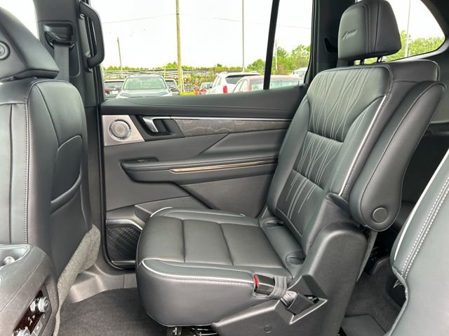 New 2026 Buick Enclave Avenir w/ Super Cruise Package AWD/4WD image 19