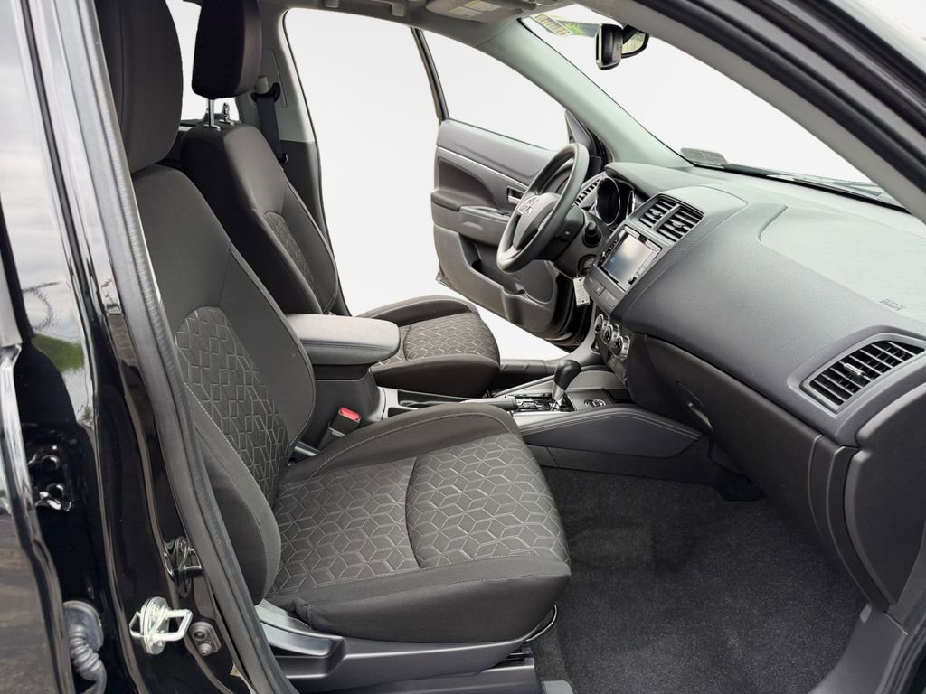 Used 2024 Mitsubishi Outlander Sport ES AWD/4WD image 26